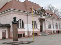 Коломыйский академический областной украинский драматический театр им. И. Озаркевича